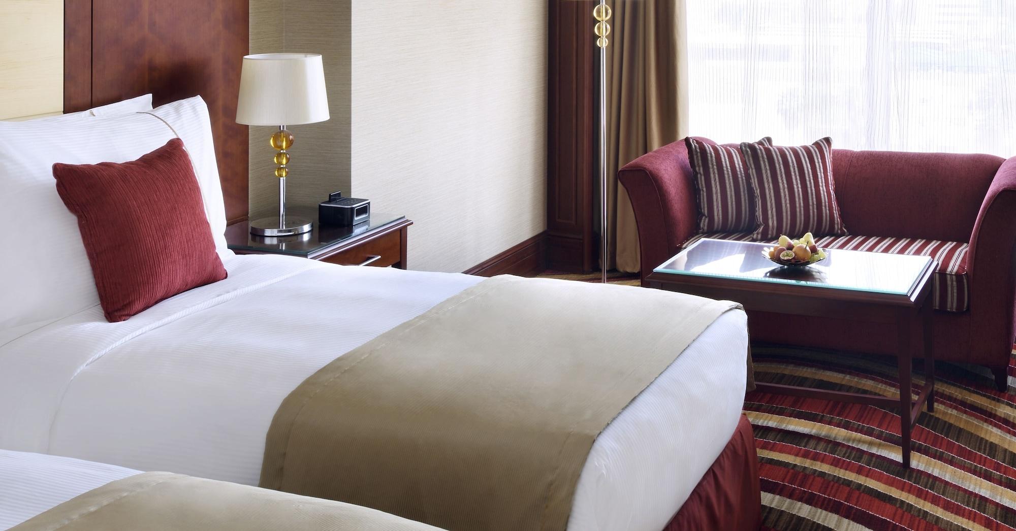 เมอเวนพิก โฮเทล ญิดดะฮ์ ซิตี้ สตาร์ Hotel เจดดาห์ ภายนอก รูปภาพ A guest room at the hotel