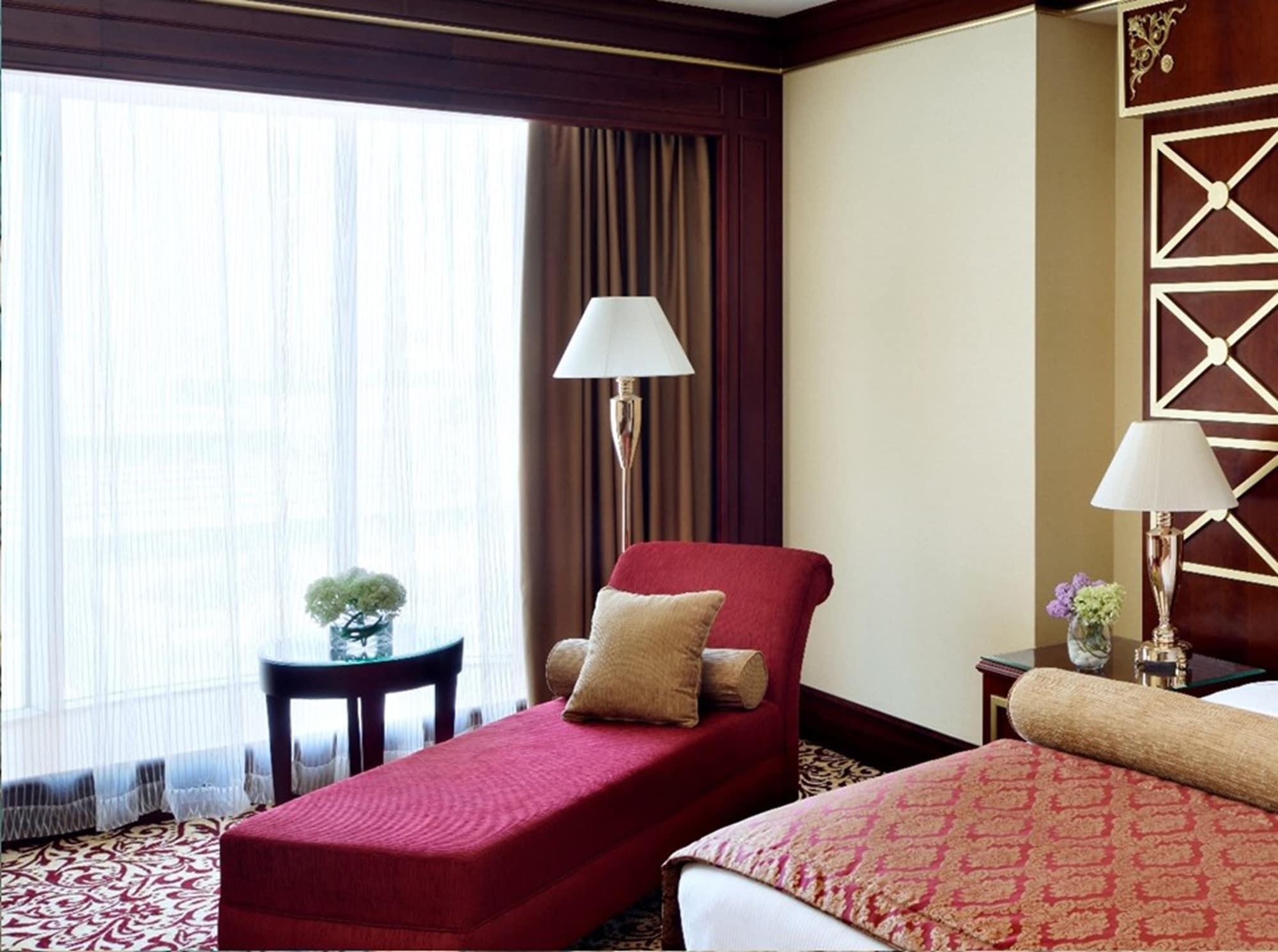 เมอเวนพิก โฮเทล ญิดดะฮ์ ซิตี้ สตาร์ Hotel เจดดาห์ ภายนอก รูปภาพ A room at the hotel