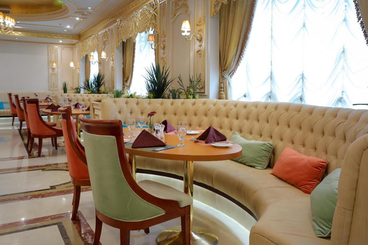 เมอเวนพิก โฮเทล ญิดดะฮ์ ซิตี้ สตาร์ Hotel เจดดาห์ ภายนอก รูปภาพ Restaurant