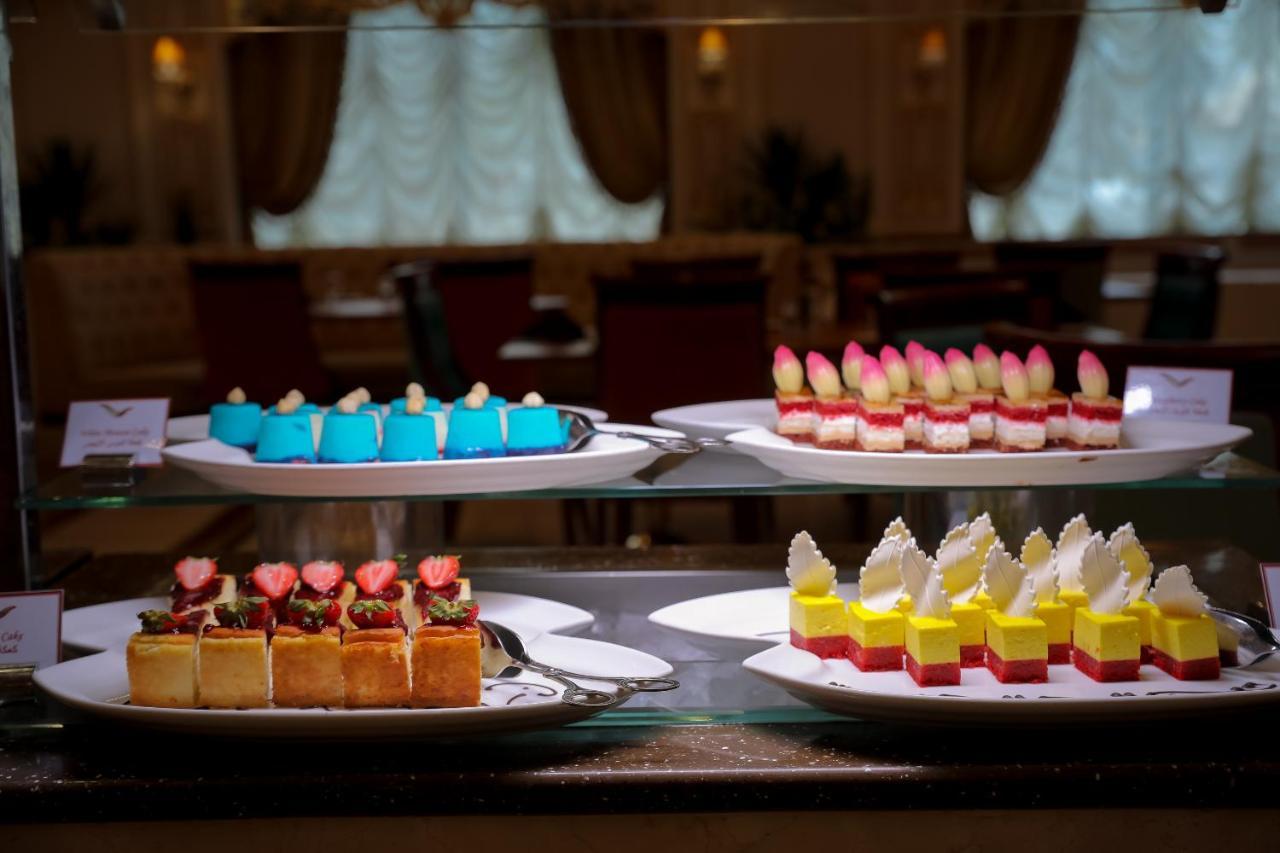 เมอเวนพิก โฮเทล ญิดดะฮ์ ซิตี้ สตาร์ Hotel เจดดาห์ ภายนอก รูปภาพ Desserts